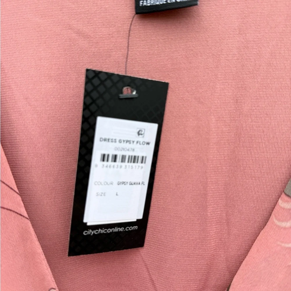 City Chic Pink Floral Wrap Dress - Picture 9 of 9